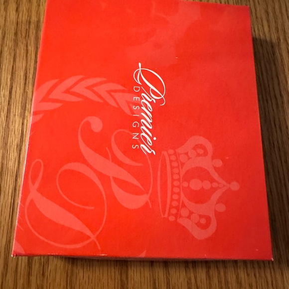 Premier 20121 Circle of Friends Necklace - Picture 5 of 5